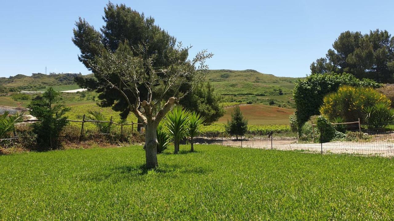 Gibbesi Country Farm Piccolo Cottage Naro Eksteriør billede